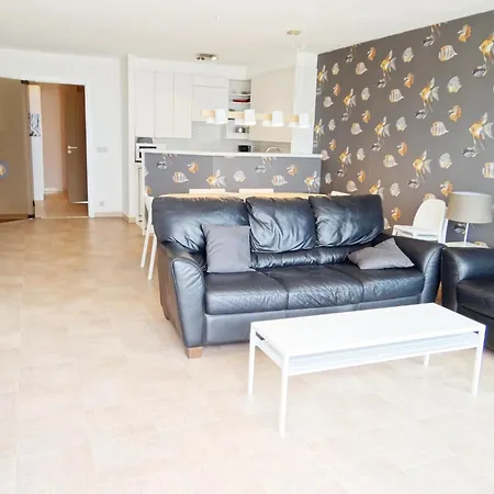 Attic By The Sea Wall, Cleaning Included Apartamento Nieuwpoort
